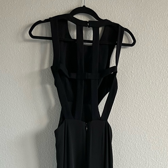 BCBGMaxAzria Black Angelinah Contrast Cutout Gown - Size 2 - Picture 9 of 13